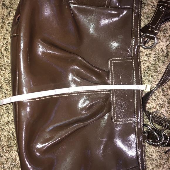 Coach - Picture 3 of 6